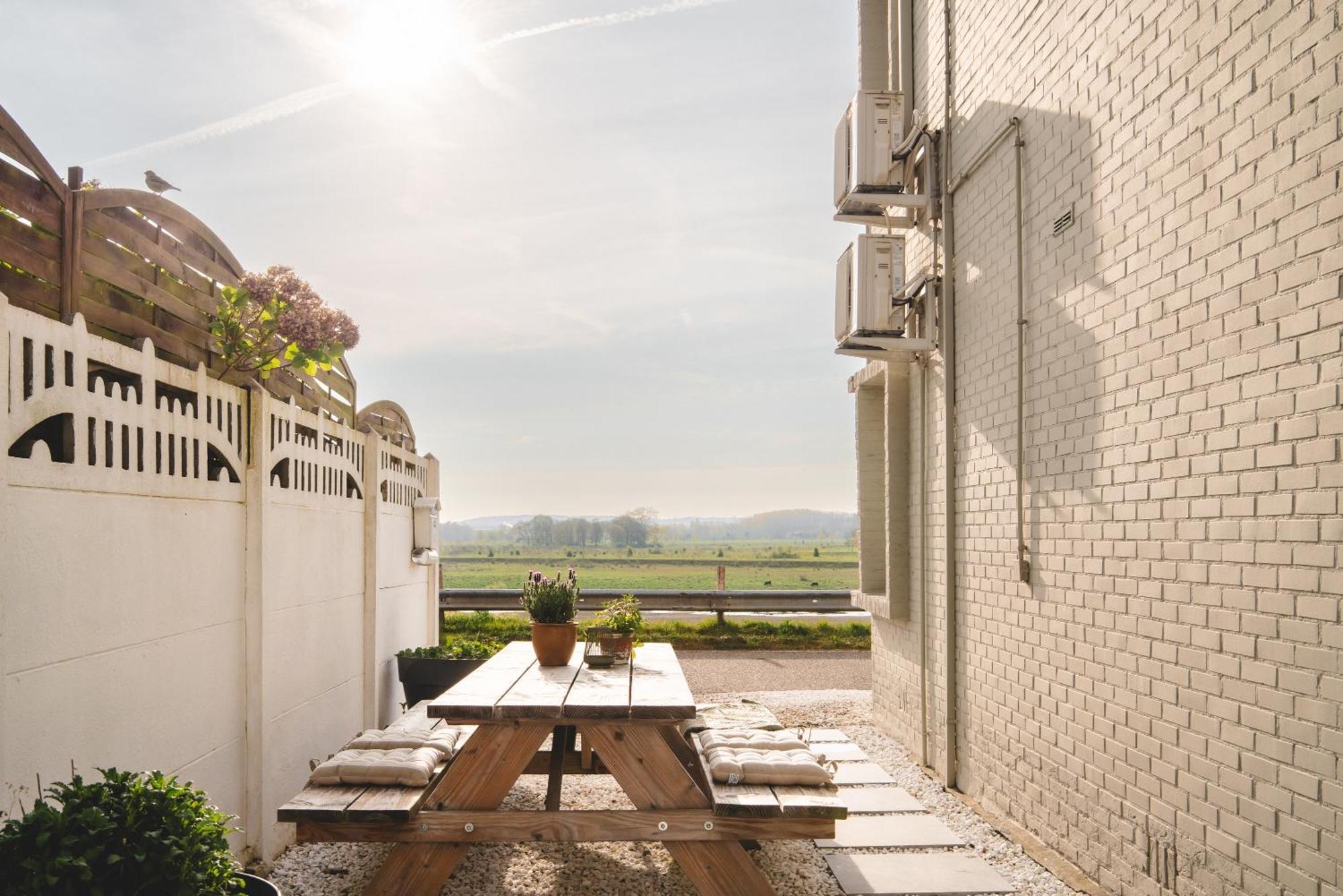 Maas Suites - The River House With Private Sauna ランアーケン エクステリア 写真